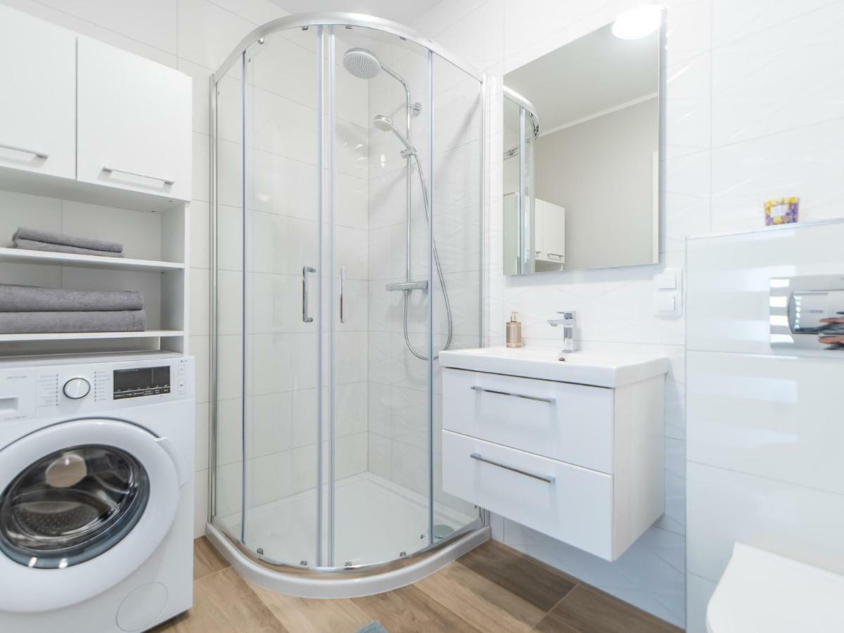 Apartament Rybacka 12A/20, Kolobrzeg - 3 Pokoje Esterno foto