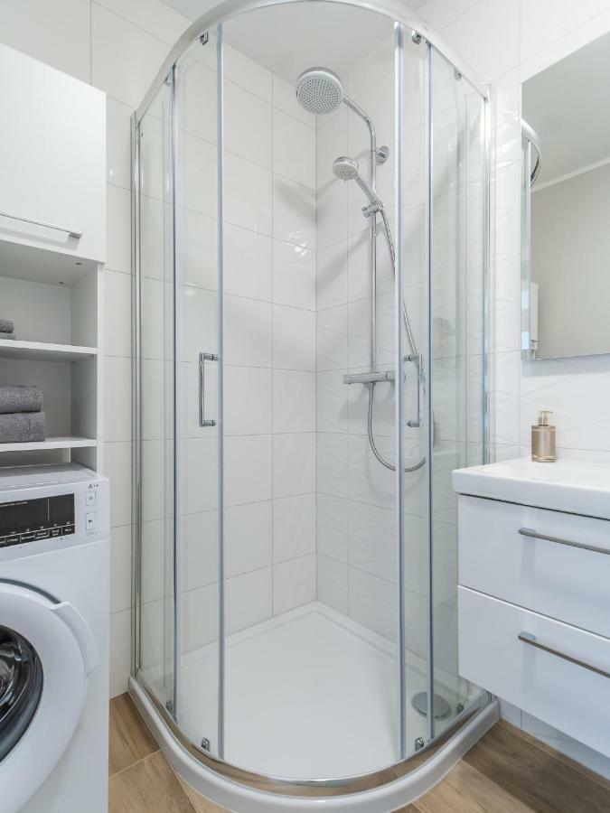 Apartament Rybacka 12A/20, Kolobrzeg - 3 Pokoje Esterno foto